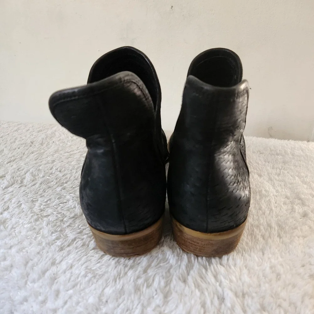 Lucky Brand Basel Black Perforated Leather Ankle Booties V-Cutout‎ Size 11M/41
